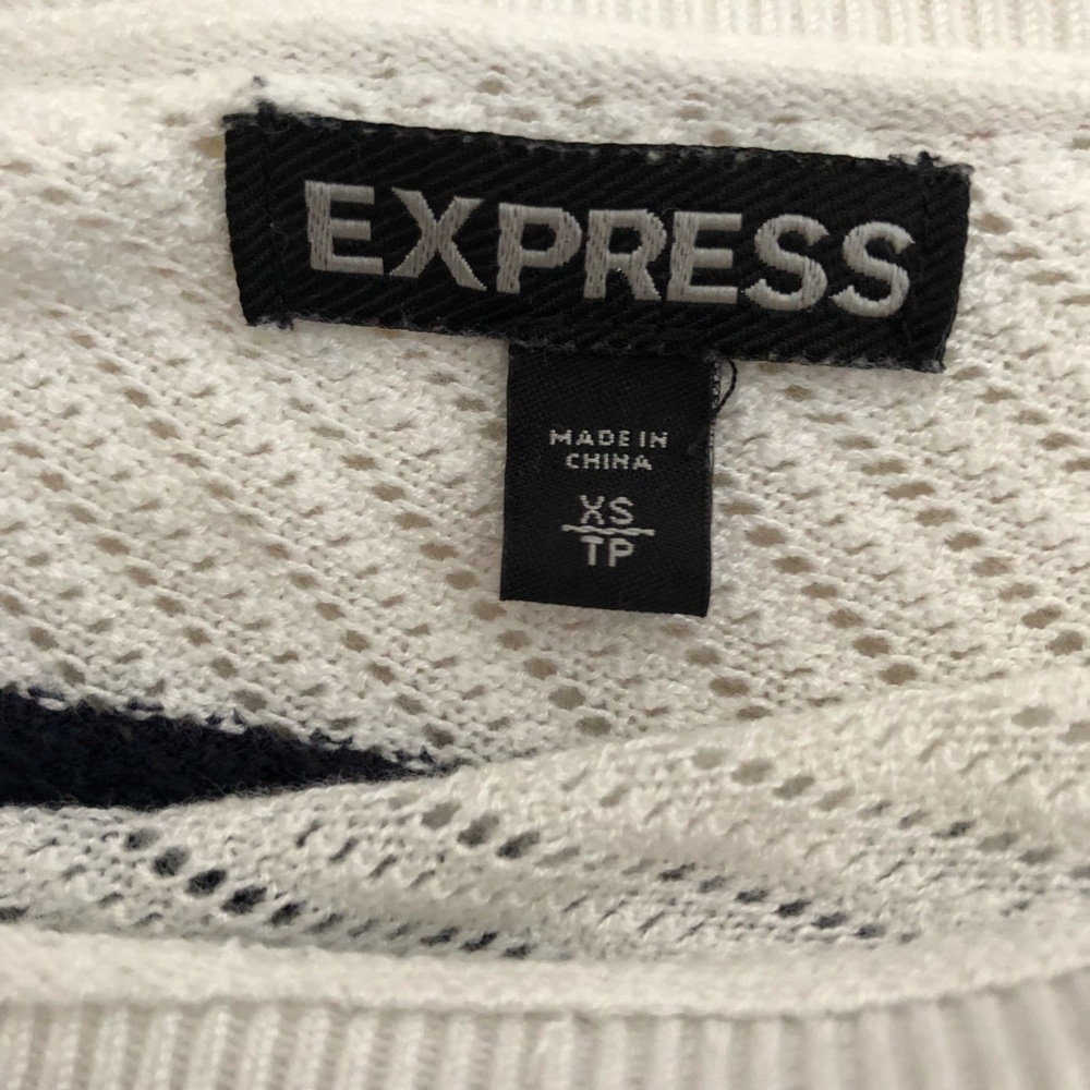 Express sweater - Picture 2 of 4